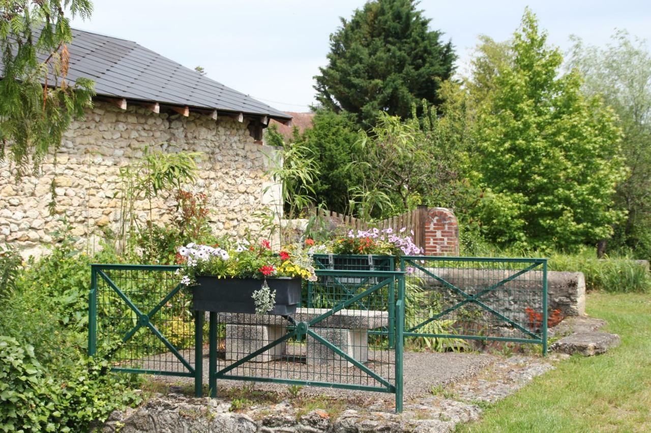 Villa Au près du Lys à Saint-Martin-le-Beau Extérieur photo